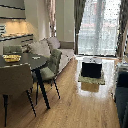 Apartment Sisi *