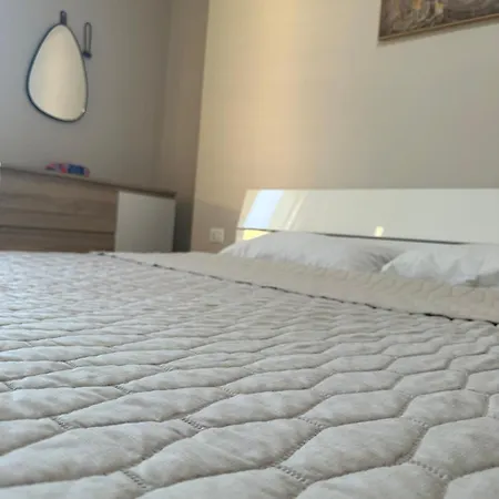 Sisi Apartment *